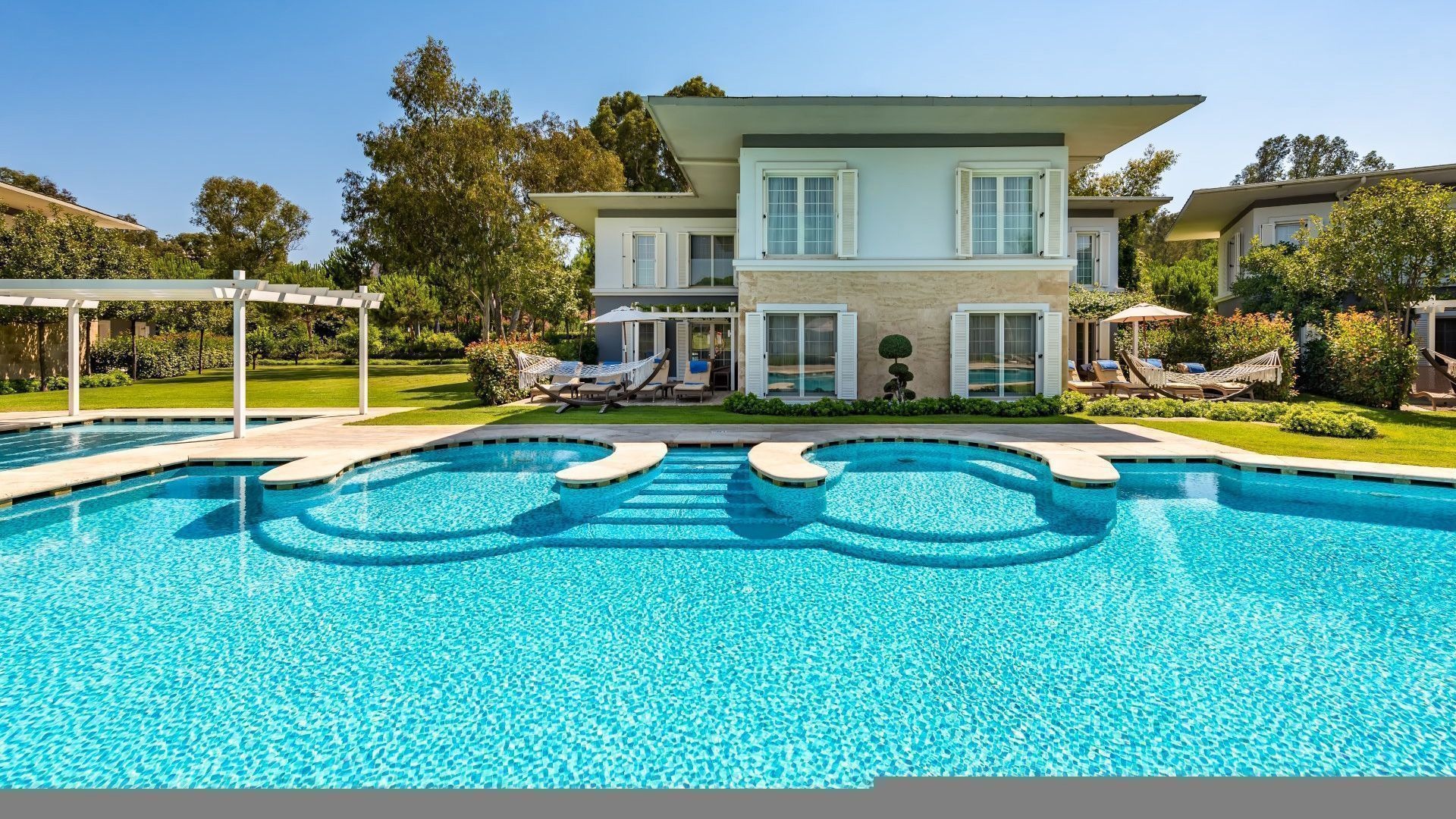 Azure Villa 2 Bedrooms