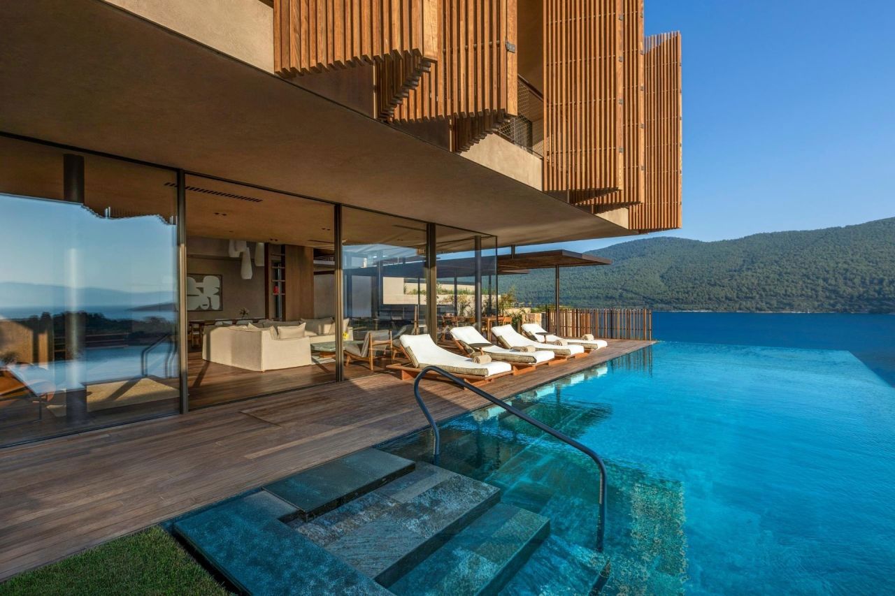 Sunset Citrus Villa Three Bedroom